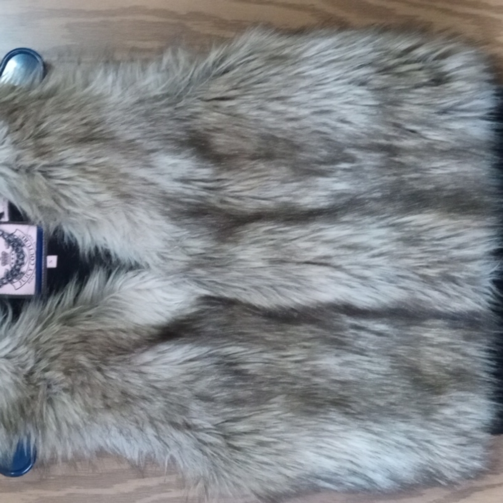 Juicy Couture, wool, cotton, faux fur, fall, winter, back to school - Picture 8 of 9